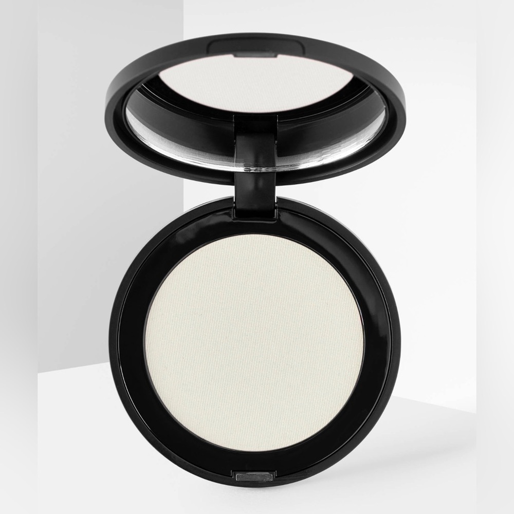 ๐Melt Cosmetics - Blushlight
